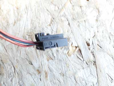 Mercedes Black 6 Pole 3 Wire Connector 03854571284